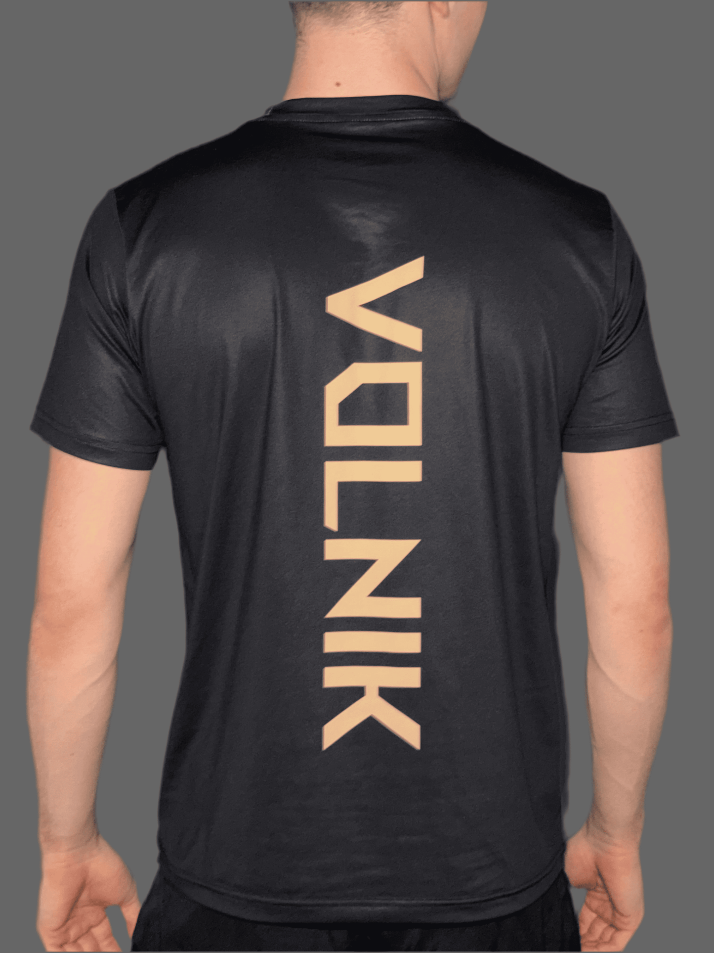 VOLNIK T-shirt Black/Gold